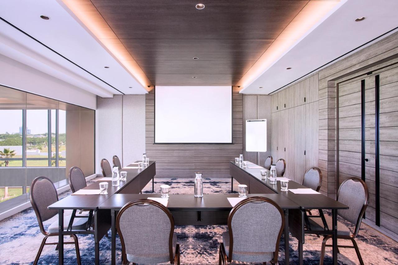 Mercure Tangerang BSD City Eksteriør billede